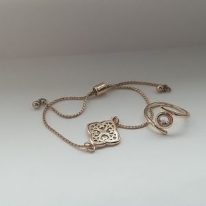 ☀️4 for 10☀️ Gold bracelet and ring set